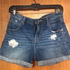 SOLD*** midi denim boyfriend shorts size 26.
